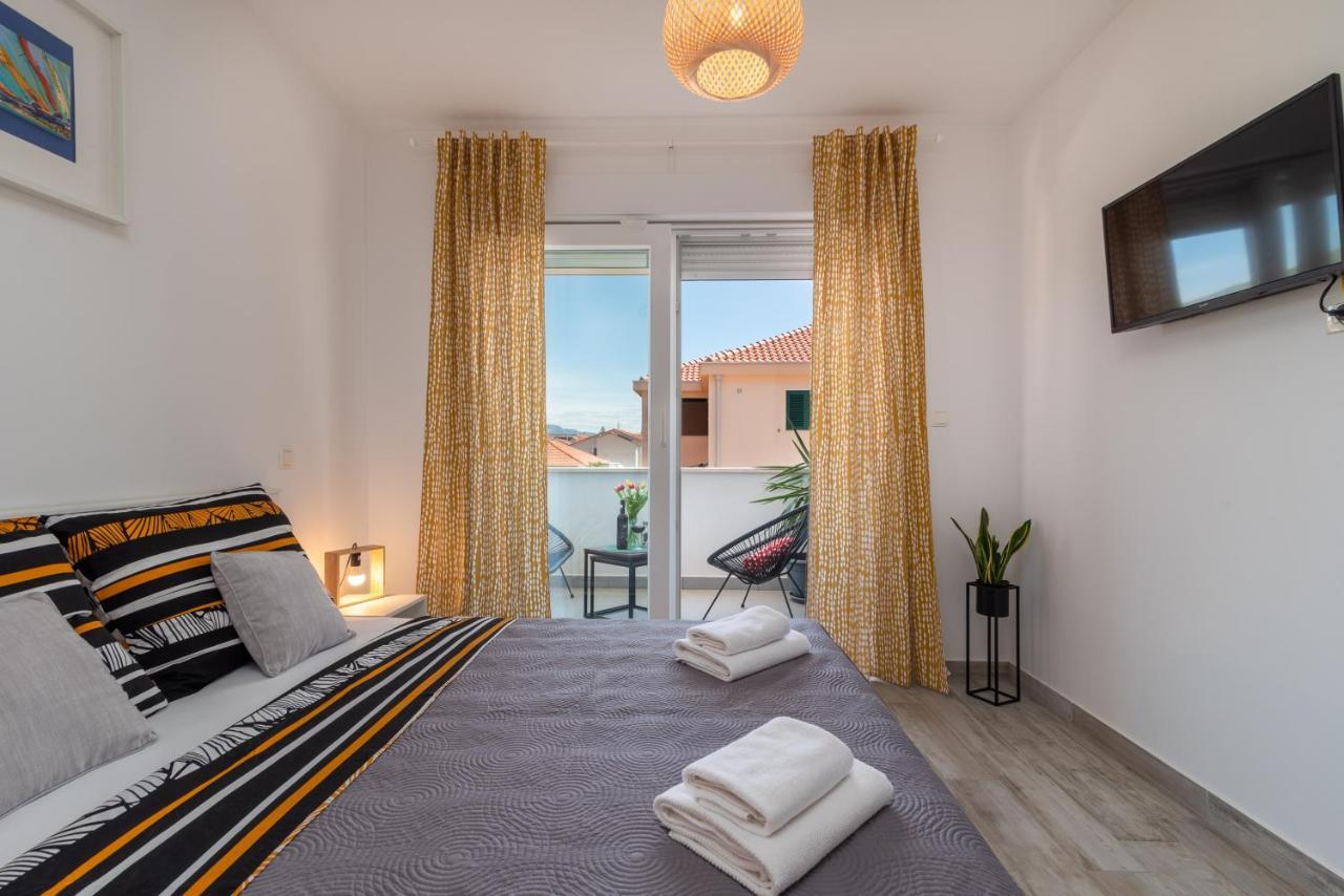 Apartmani Luce Trogir Eksteriør bilde