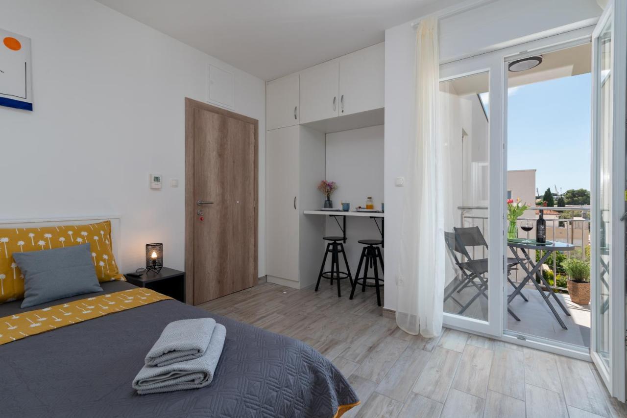Apartmani Luce Trogir Eksteriør bilde