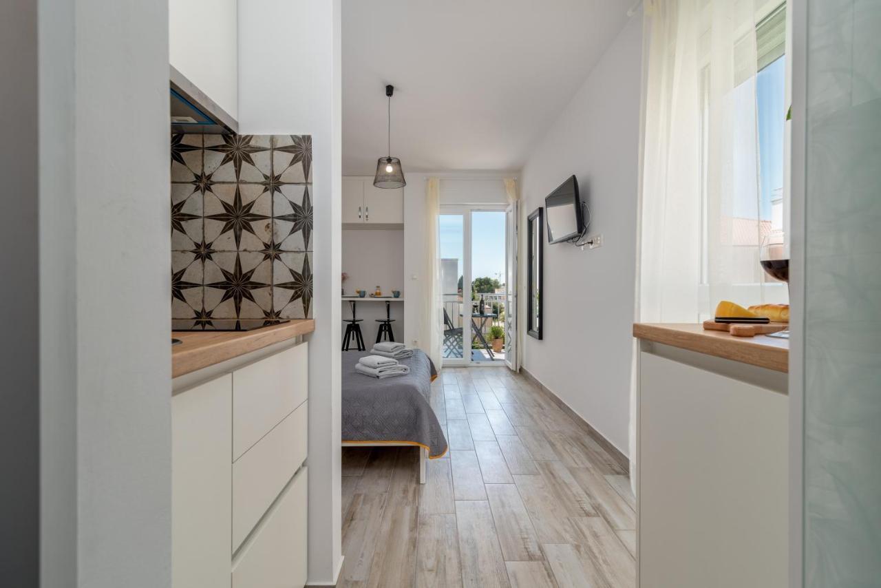 Apartmani Luce Trogir Eksteriør bilde