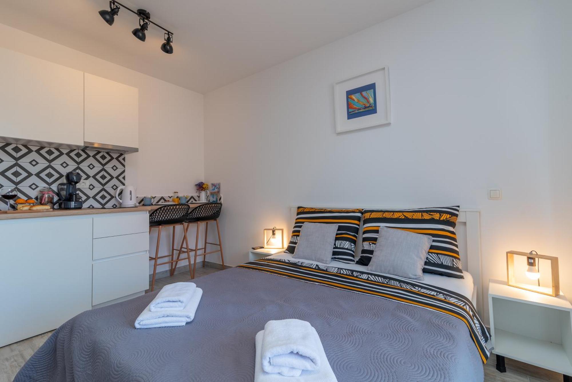 Apartmani Luce Trogir Eksteriør bilde