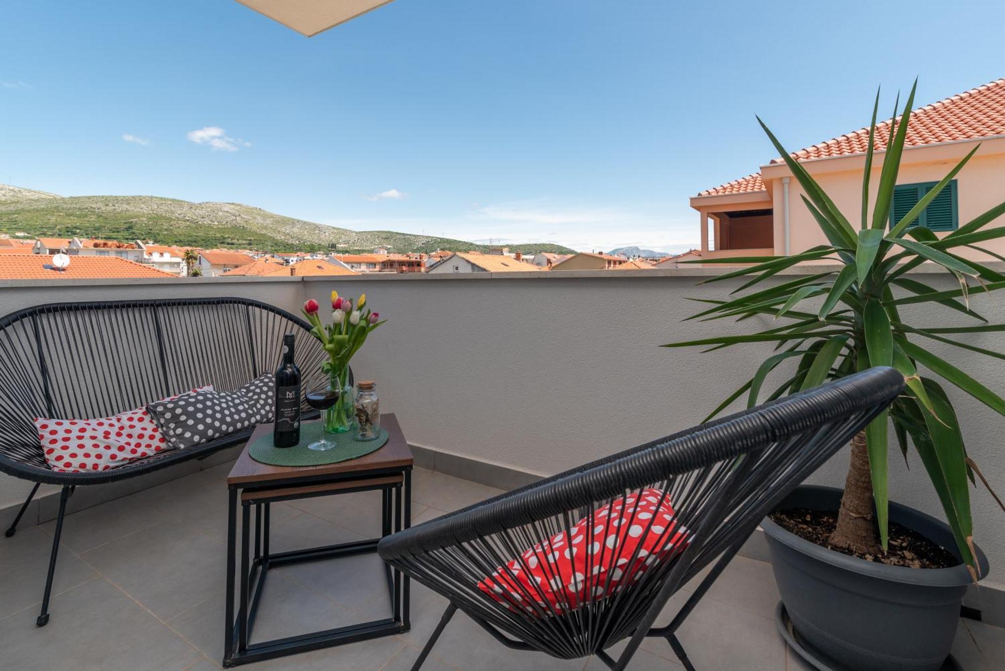 Apartmani Luce Trogir Eksteriør bilde